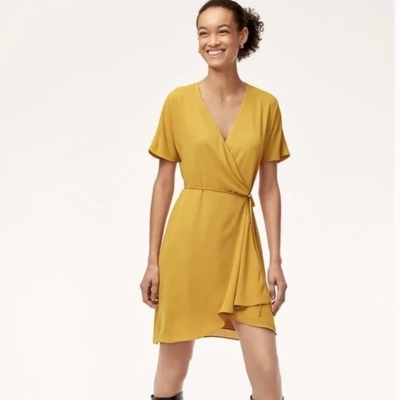 Aritzia Babaton Wallace chartreuse yellow dress XS - Picture 2 of 13